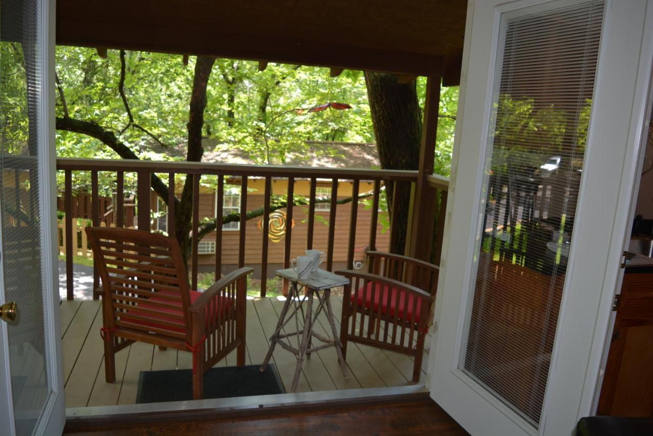 The Woods Cabins Eureka Springs Zimmer foto