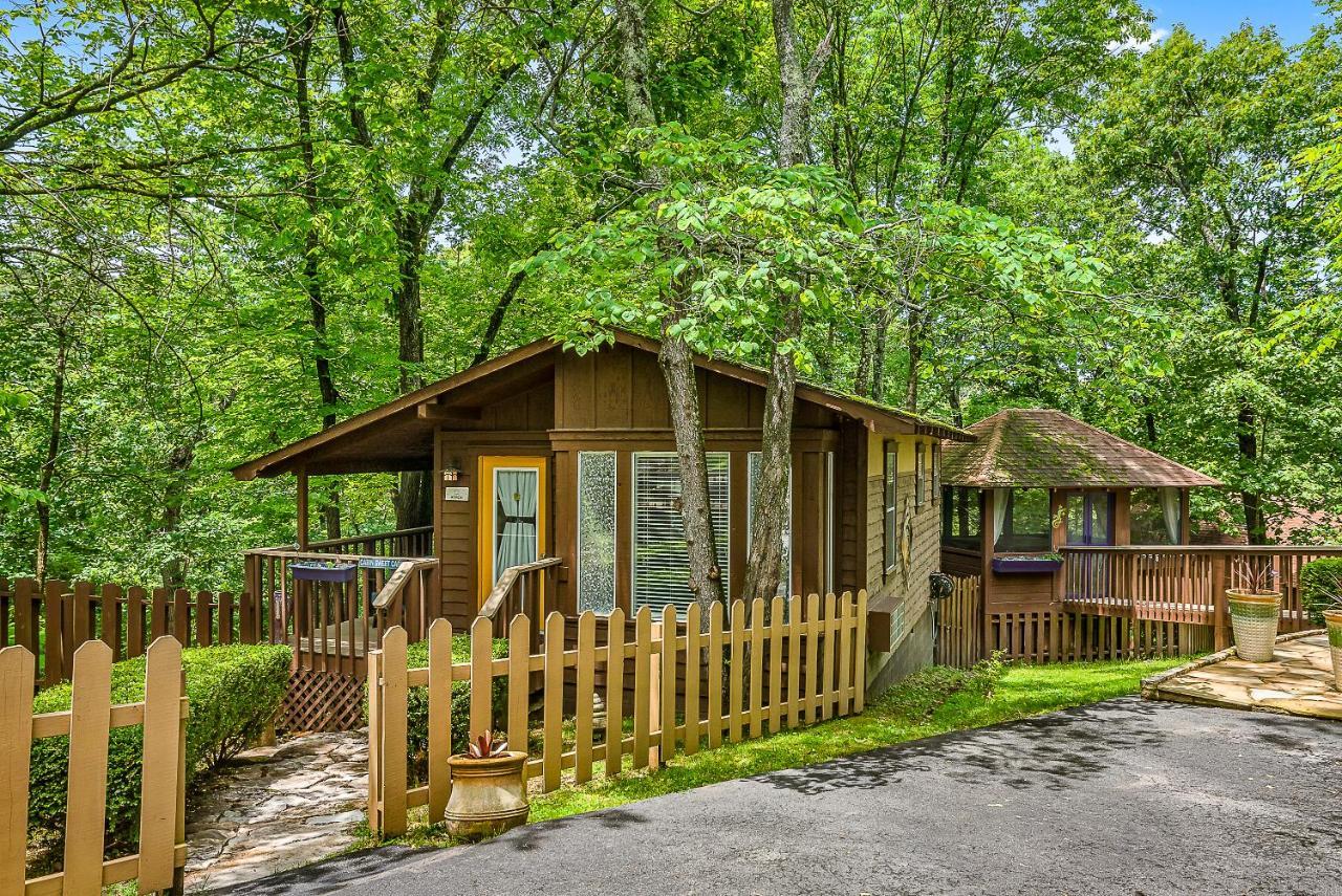 The Woods Cabins Eureka Springs Exterior foto